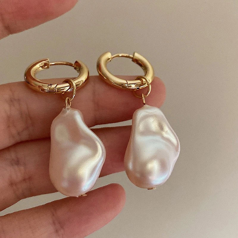 Baroque Pearl Dangle Earrings for Women
