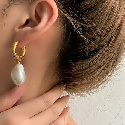 Pearl Earrings Gold Color Round Ear clip Dangle