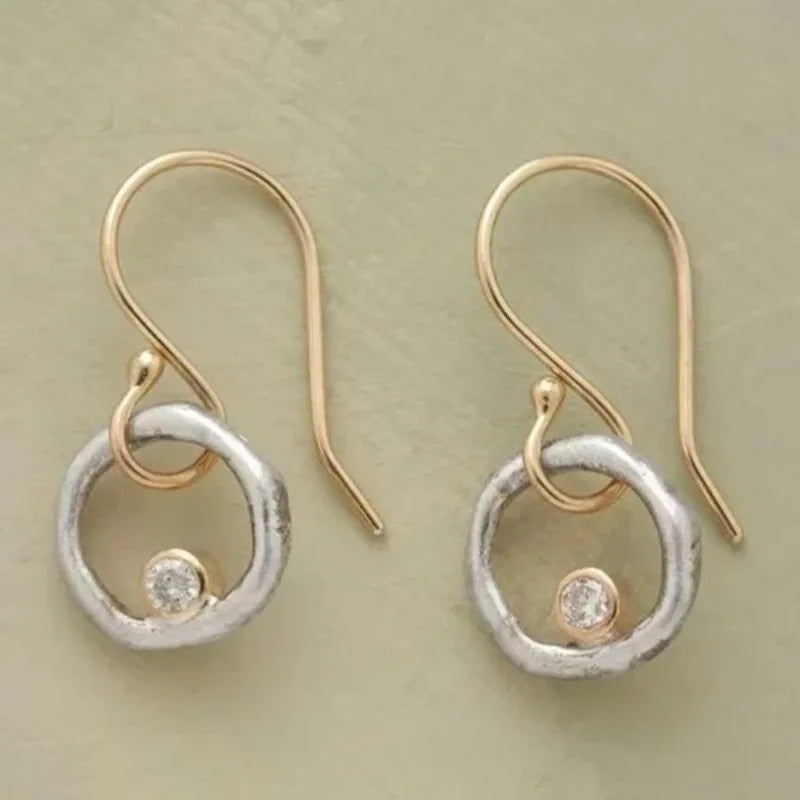 Women's Pearl Earrings Fashion Trend