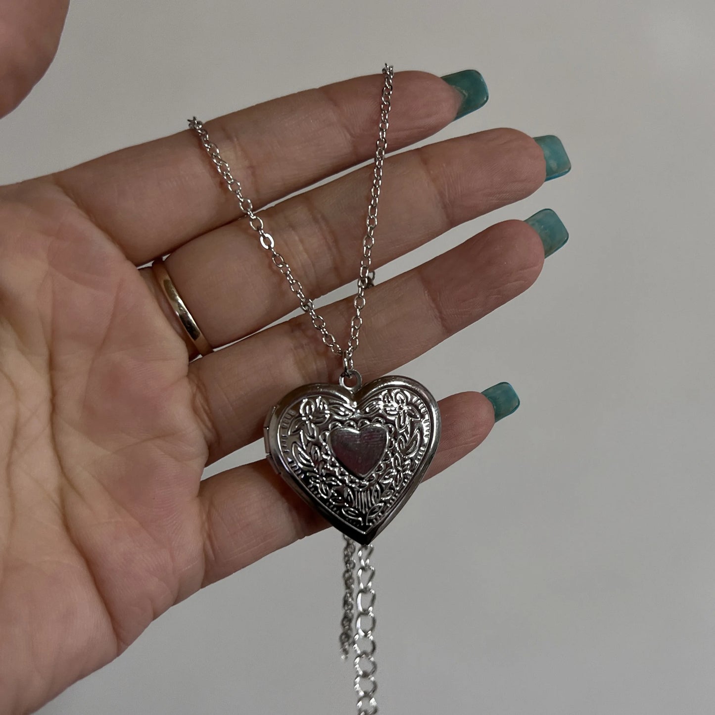 Heart Locket Stainless Steel Photo Frame Charm Necklace